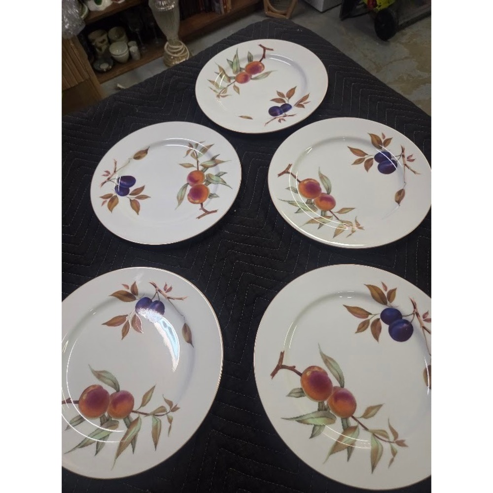 Royal Worcester Evesham Gold Dinner Plates Set of 5 Fruit Pattern England 10.5"